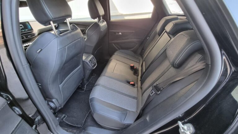 a2b445f4-5544-4324-be5a-28c4ad0fda87_original